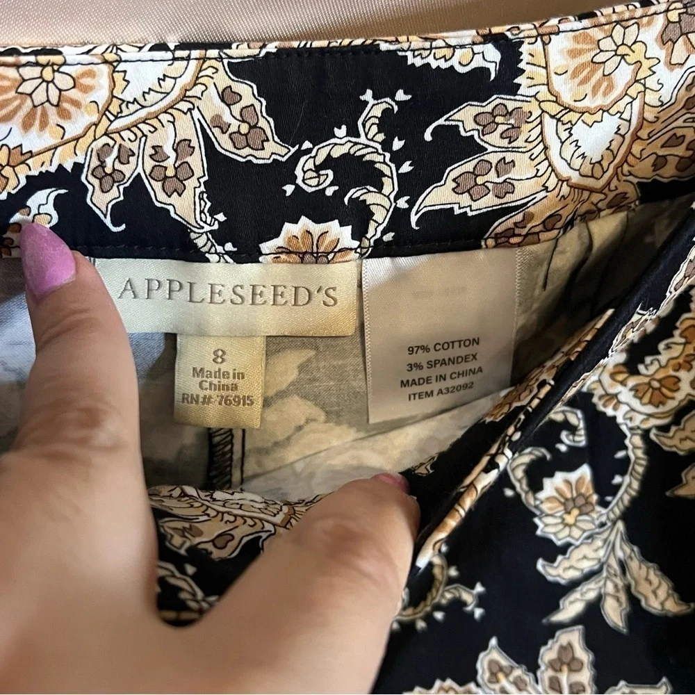 Appleseed’s Boho Floral Brocade Pants - Black & Gold - Size 8